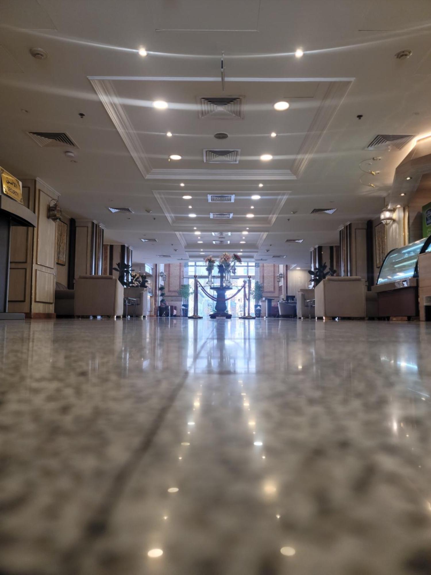 Qasr Al Ansar Golden Tulip Hotel Medina Bagian luar foto